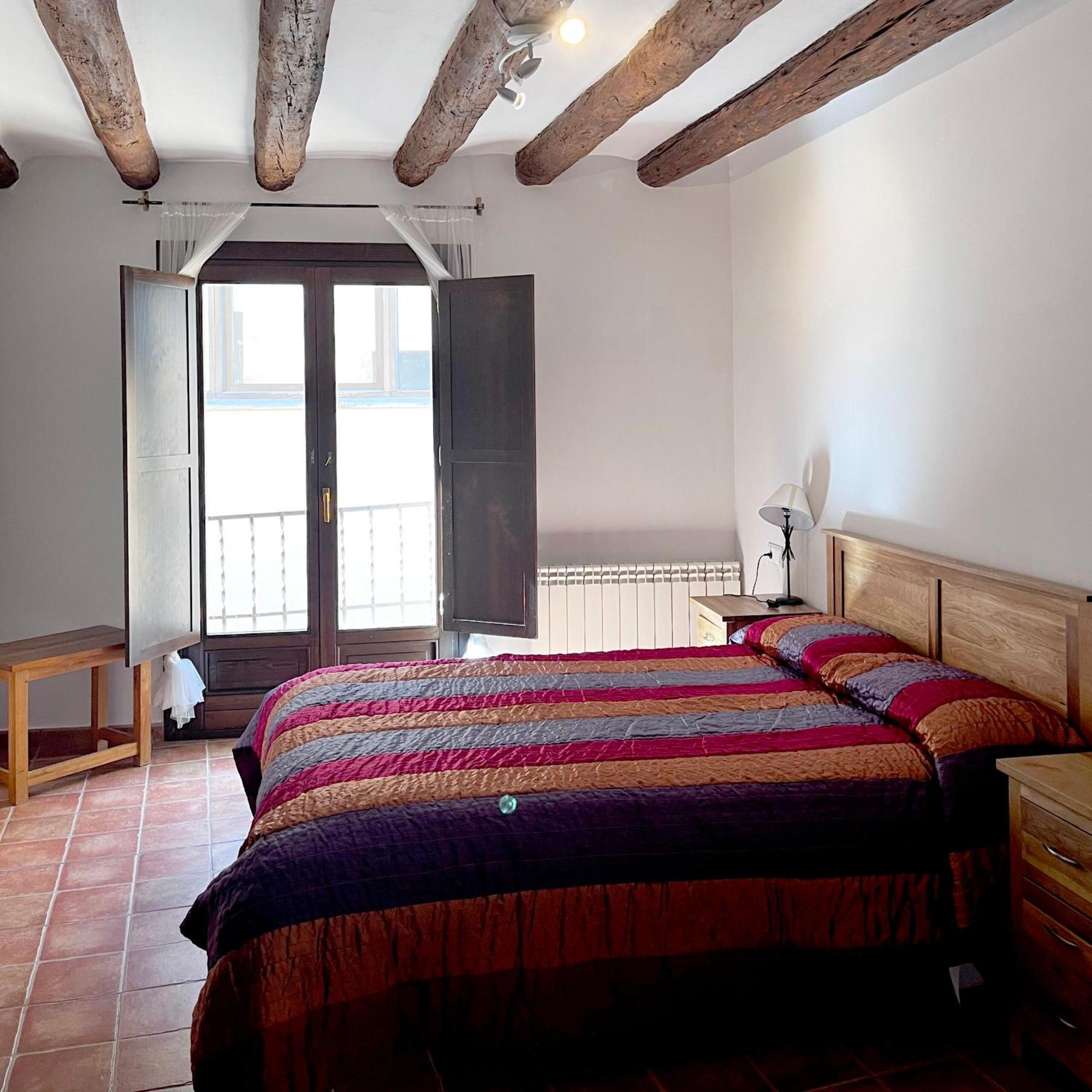Apartamentos Angelus Plaza Mayor De Ґраус Екстер'єр фото